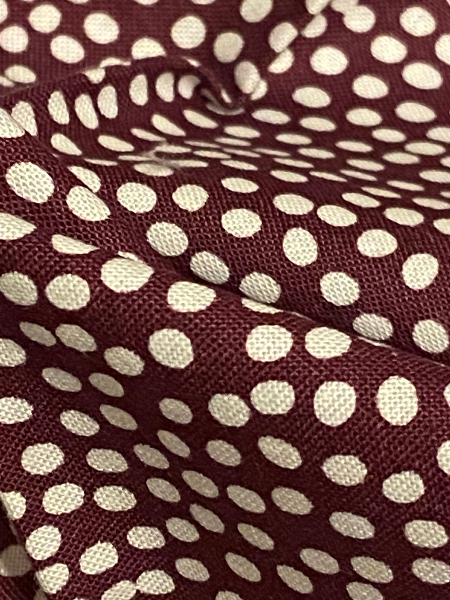Flurry Print in Wine Red - Fat Quarter