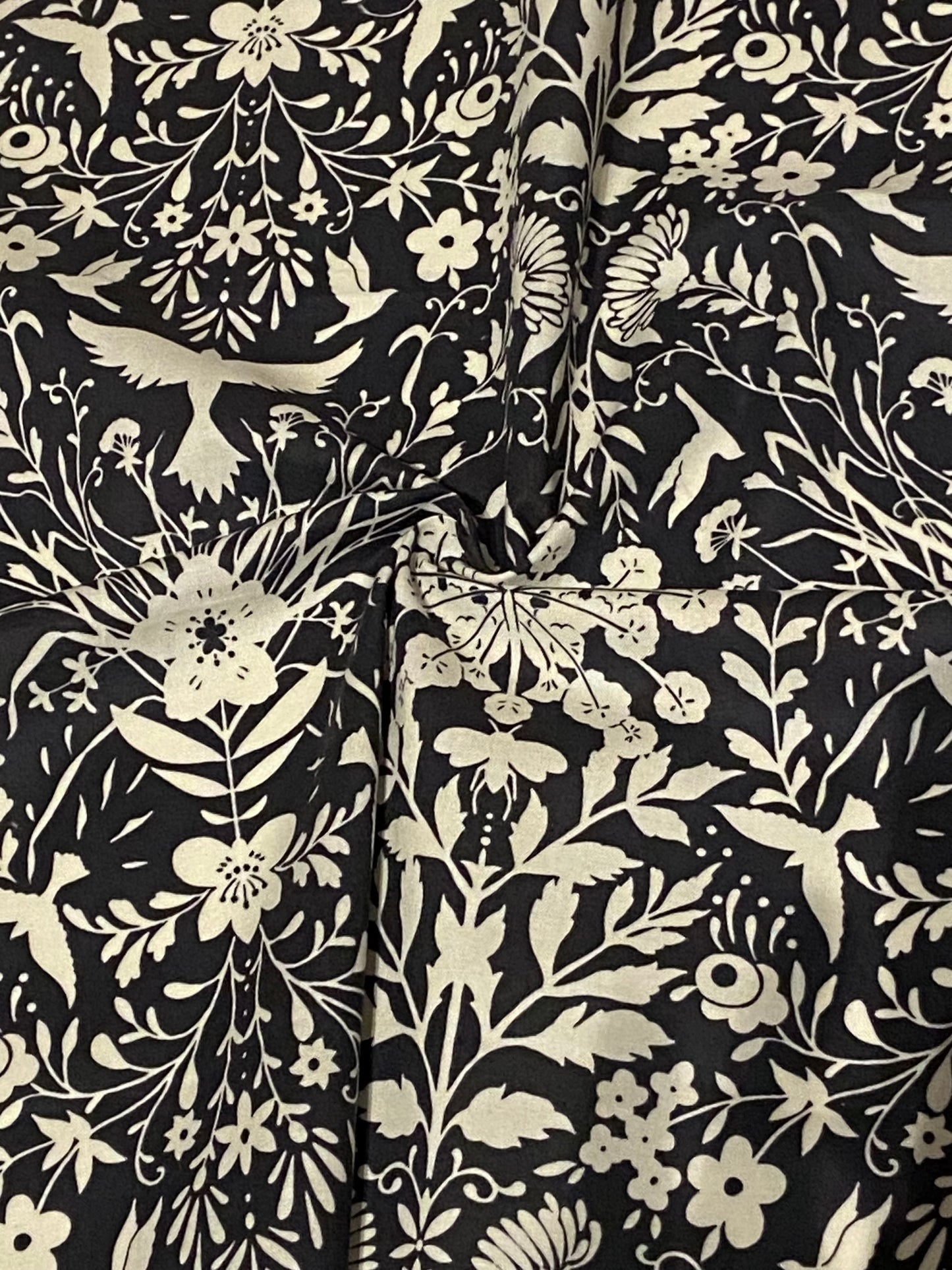 Black and White Print Fabric - Fat Quarter
