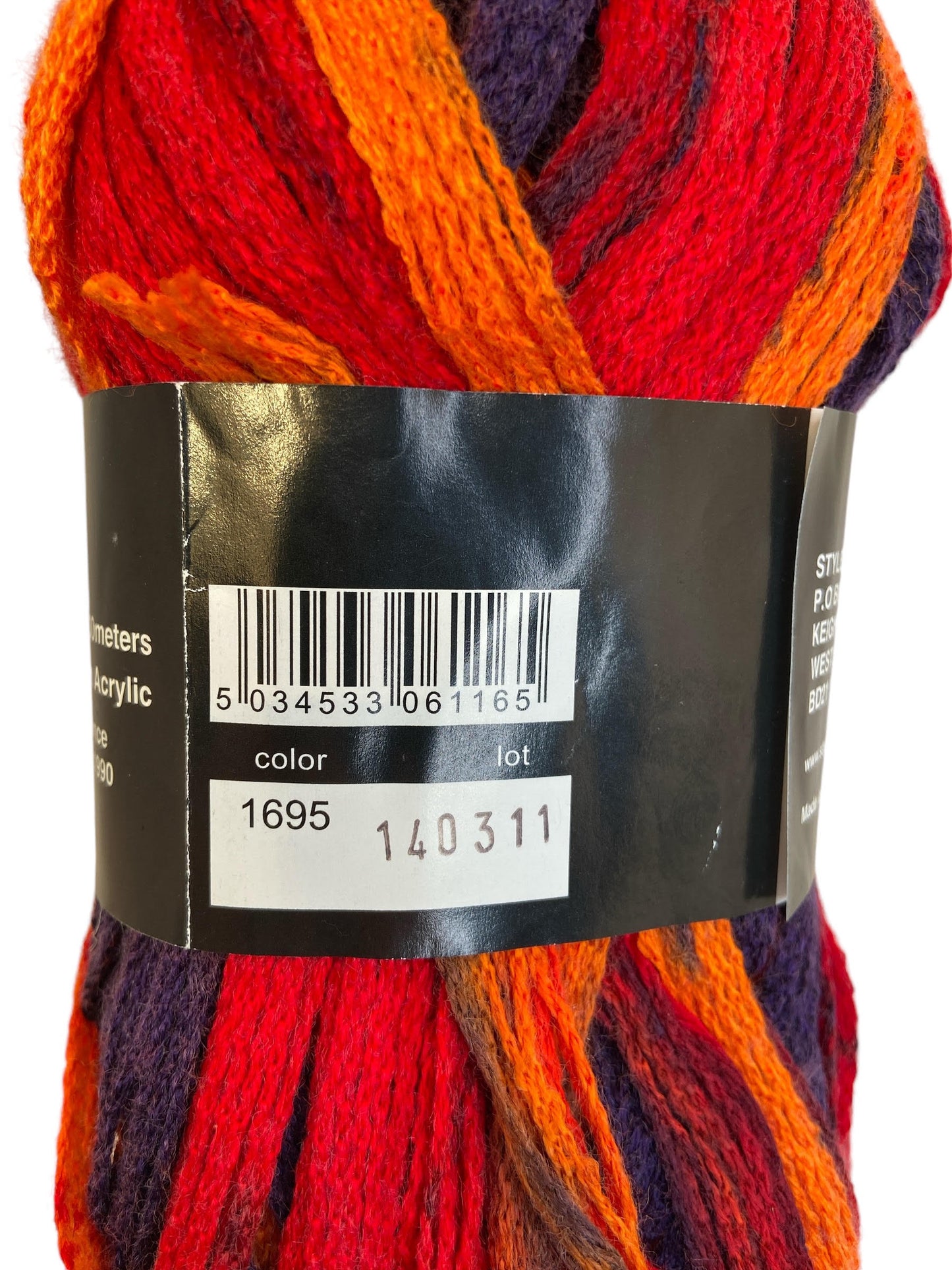 Stylecraft Ruffles Scarf 100% Acrylic Yarn