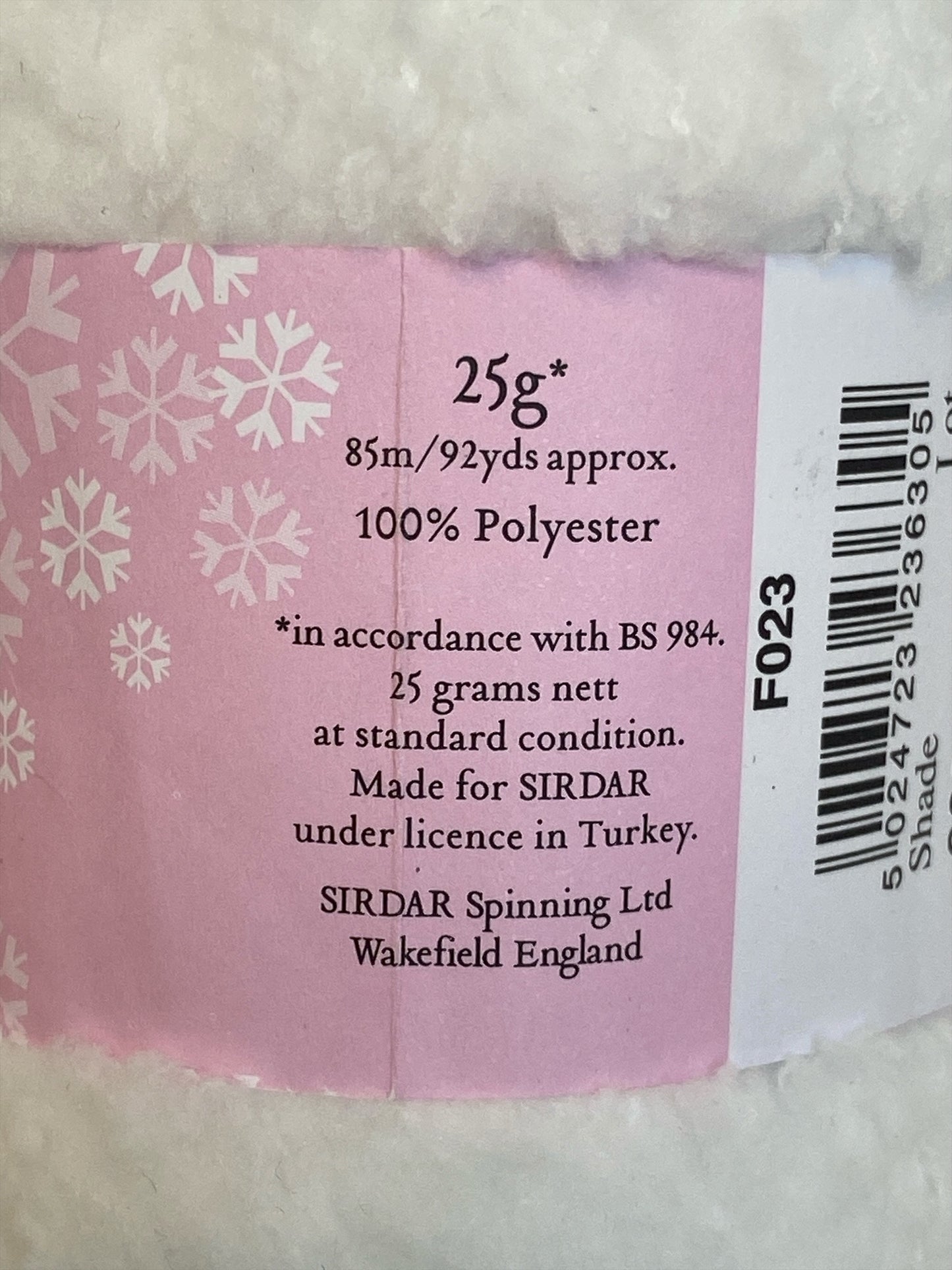 Snowmen in Sirdar Pattern and Yarn Knitting Set, Snowflake Chunky, Snowflake DK and Country Style DK (4513)