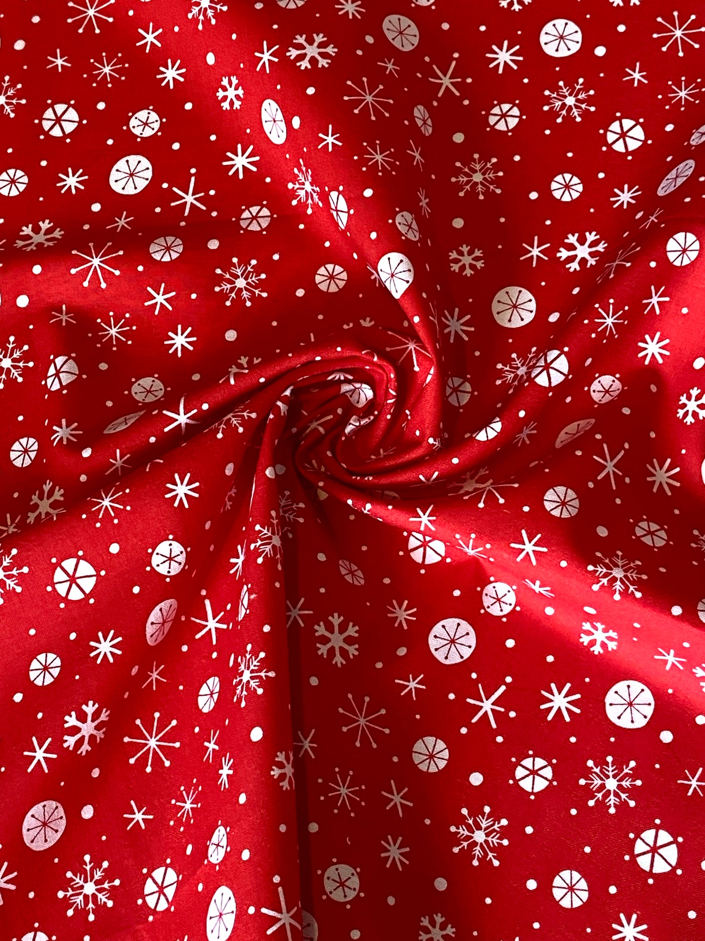 Snowflake Fabric in Red - Fat Quarter