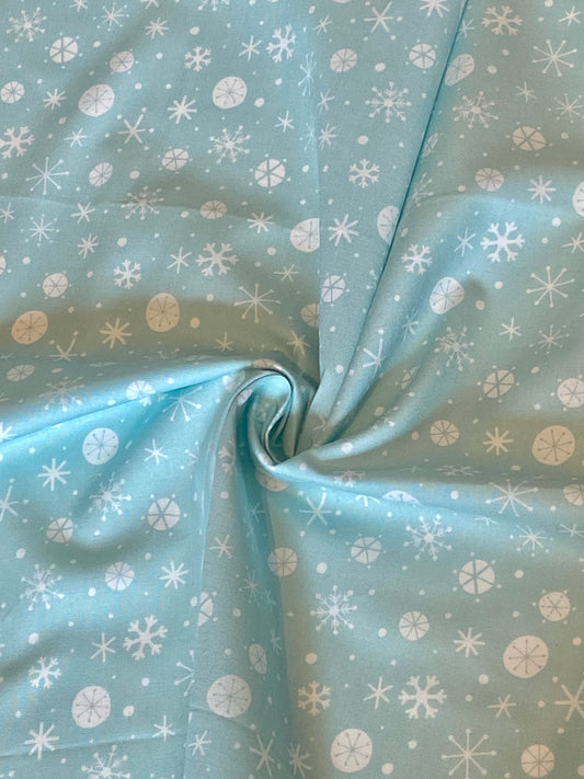 Snowflake Print Cotton Fabric in Blue - Fat Quarter